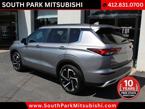 Used 2022 Mitsubishi Outlander SE AWD/4WD image 6