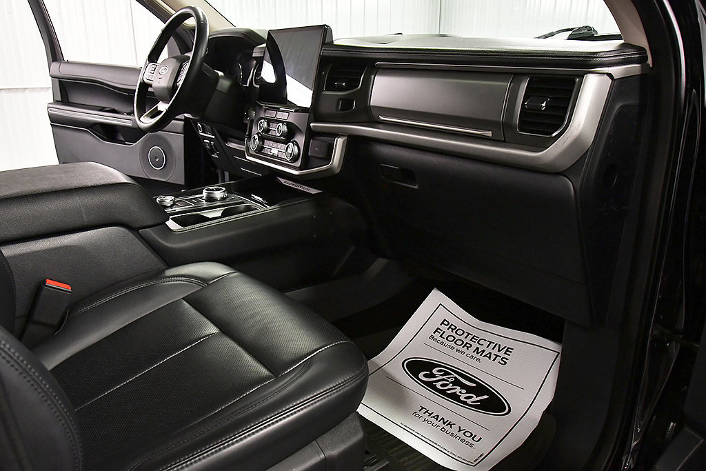 Used 2023 Ford Expedition Max XLT AWD/4WD image 29