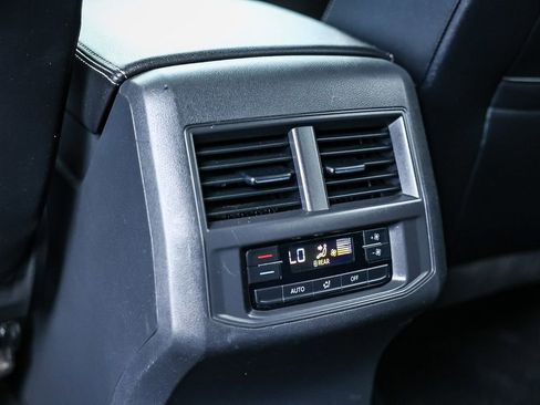 Used 2021 Volkswagen Atlas SE w/ Panoramic Sunroof Package image 29