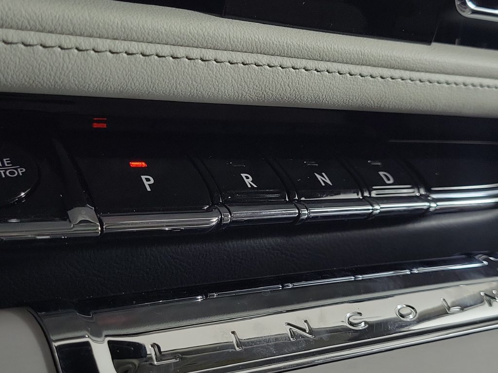 New 2027 Lincoln Aviator Reserve w/ Luxury Package RWD image 30