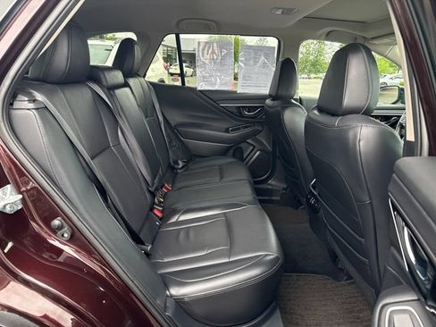 Used 2024 Subaru Outback Limited AWD/4WD image 10
