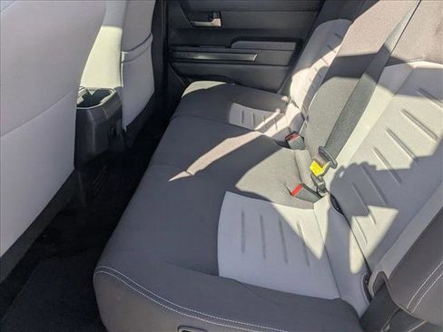 Used 2024 Toyota Tacoma TRD Off-Road image 16