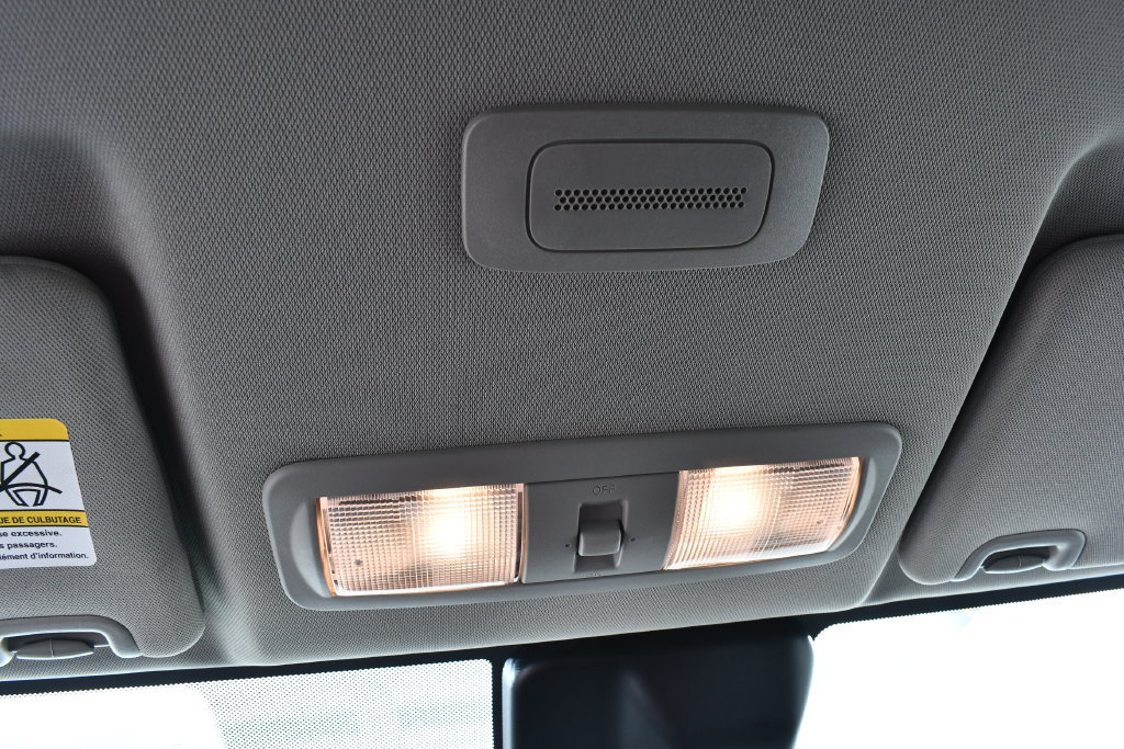 Used 2024 Nissan Frontier SV AWD/4WD image 35