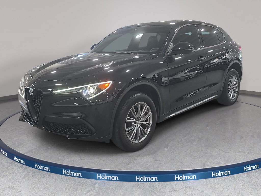 Used 2023 Alfa Romeo Stelvio Sprint RWD image 1