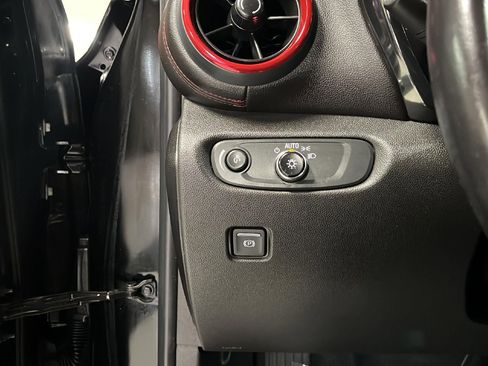 Used 2022 Chevrolet Blazer RS w/ LPO, Floor Liner Package image 16