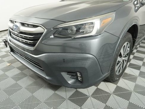 Used 2022 Subaru Outback Premium AWD/4WD image 11