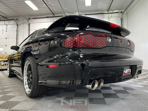 Used 1999 Pontiac Firebird Formula w/ SLP Firehawk Pkg image 21