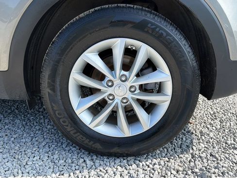 Used 2016 Kia Sorento AWD w/ LX Convenience Package image 2