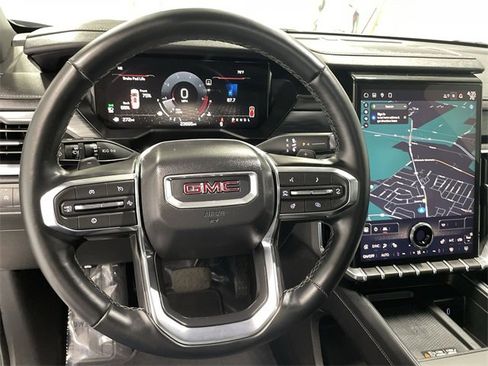 Certified 2025 GMC Acadia Elevation image 32