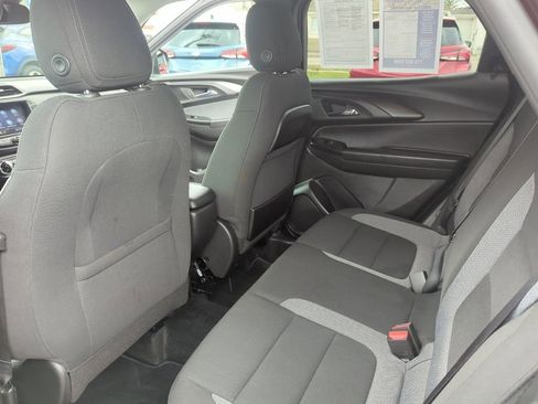 Certified 2023 Chevrolet TrailBlazer LT w/ Convenience Package AWD/4WD image 17