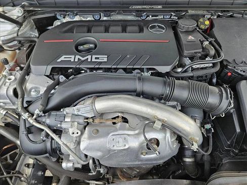 Used 2021 Mercedes-Benz GLB 35 AMG 4MATIC image 22