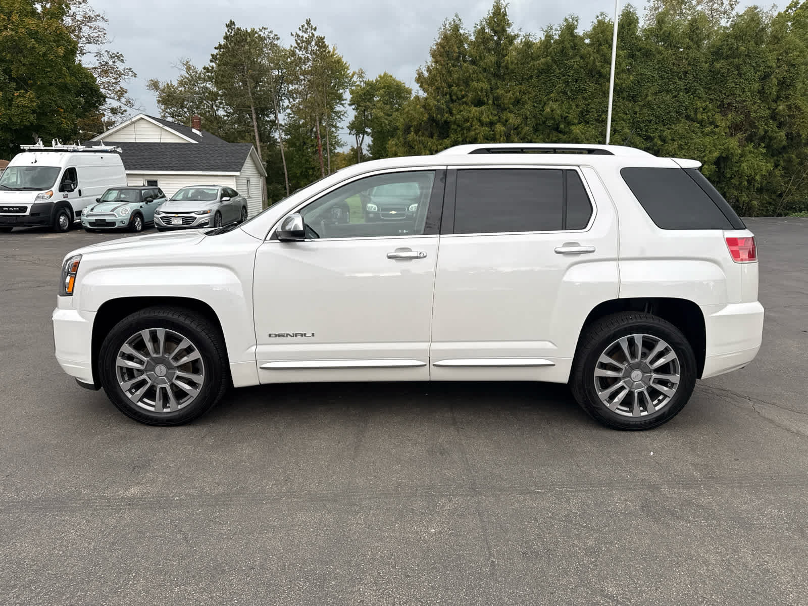 Used 2016 GMC Terrain Denali AWD/4WD image 6
