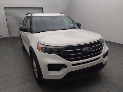 Used 2022 Ford Explorer XLT AWD/4WD image 14