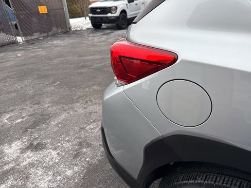 Used 2018 Subaru Crosstrek 2.0i Limited image 17