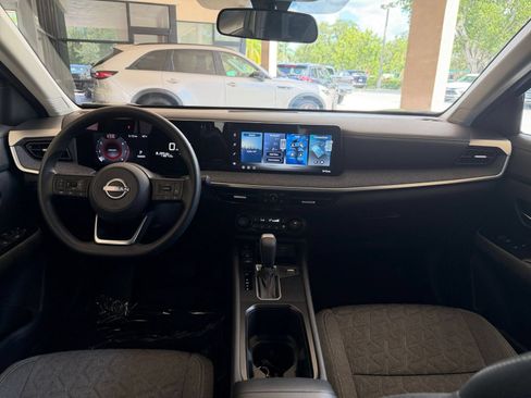 Used 2026 Nissan Kicks SV w/ Cold Weather Package FWD image 28