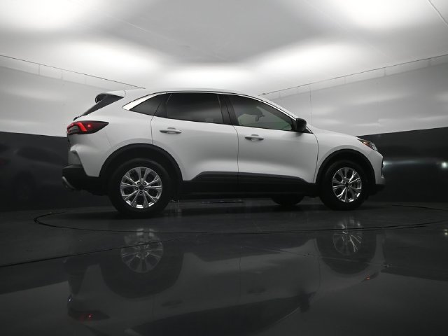Used 2023 Ford Escape Active FWD image 36