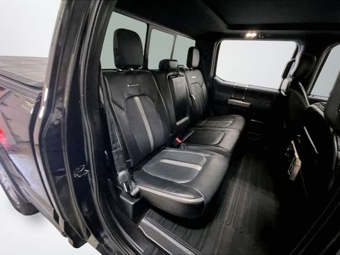 Used 2018 Ford F150 Platinum image 23