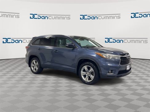Used 2015 Toyota Highlander Limited image 2