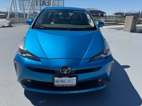 Used 2020 Toyota Prius LE AWD/4WD image 8