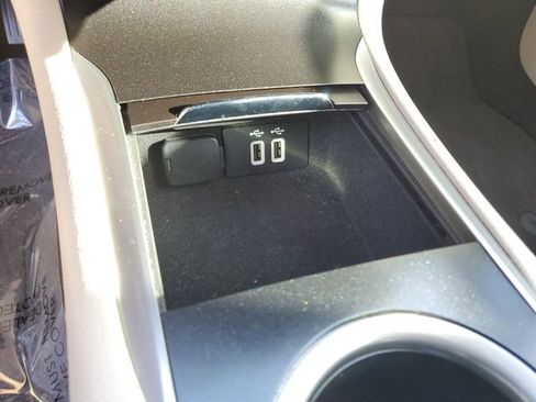 Used 2019 Lincoln MKC Select w/ Select Plus Package image 22