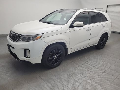 Used 2014 Kia Sorento SX w/ 3rd Row Package AWD/4WD image 2