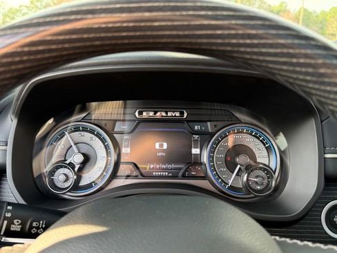 Used 2021 RAM 1500 Limited w/ Night Edition image 17