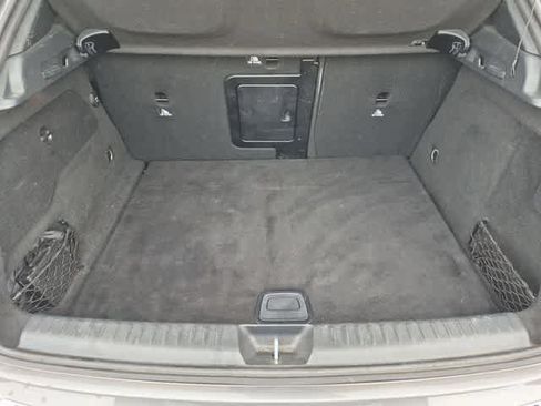 Used 2017 Mercedes-Benz GLA 250 4MATIC image 33