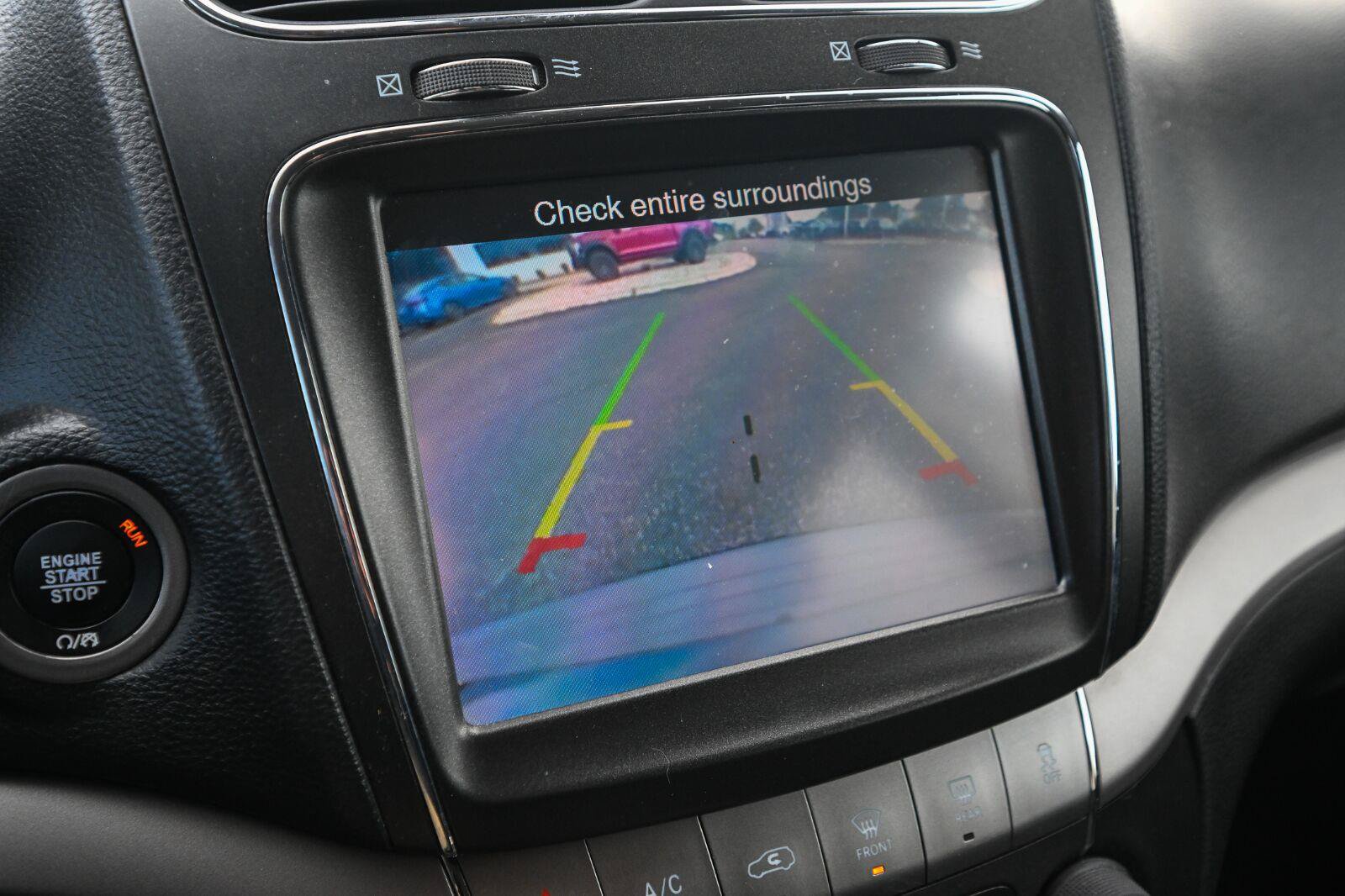 Used 2018 Dodge Journey Crossroad FWD image 38