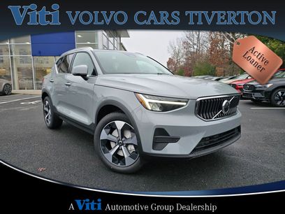 Used 2025 Volvo XC40 B5 Core w/ Protection Package Premier