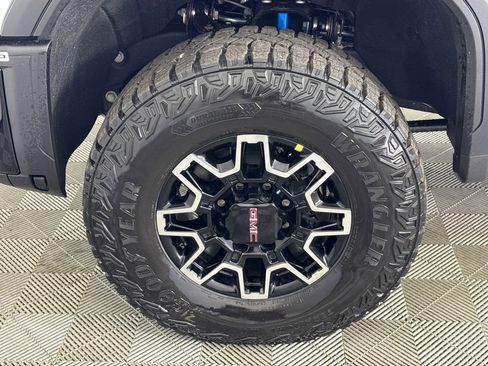 New 2026 GMC Sierra 2500 AT4X image 11
