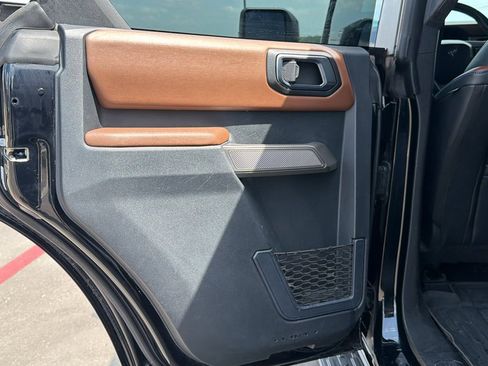 Used 2023 Ford Bronco Outer Banks w/ Sasquatch Package AWD/4WD image 14