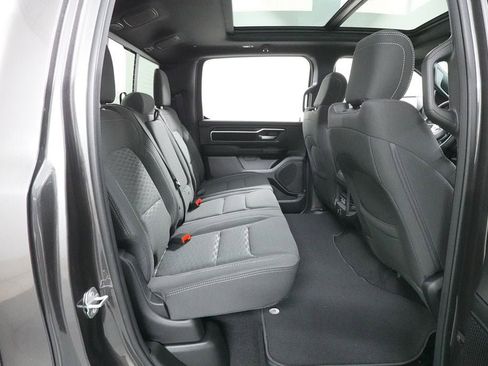 New 2026 RAM 1500 4x4 Crew Cab image 28