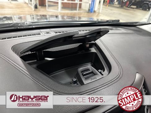 Used 2021 Jeep Cherokee Latitude Lux AWD/4WD image 32