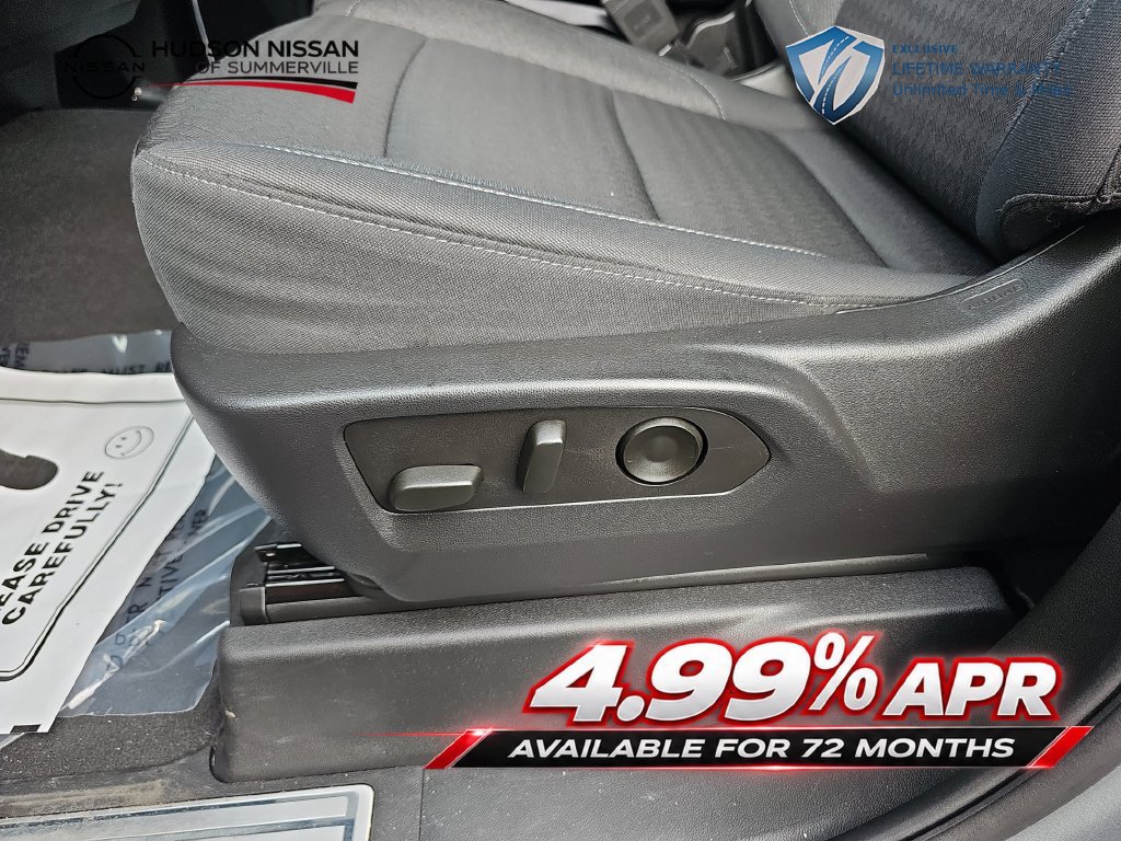 Used 2023 Chevrolet Silverado 1500 RST AWD/4WD image 29