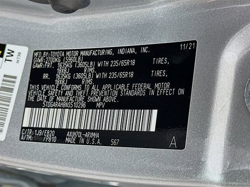 Used 2022 Toyota Highlander XLE image 32