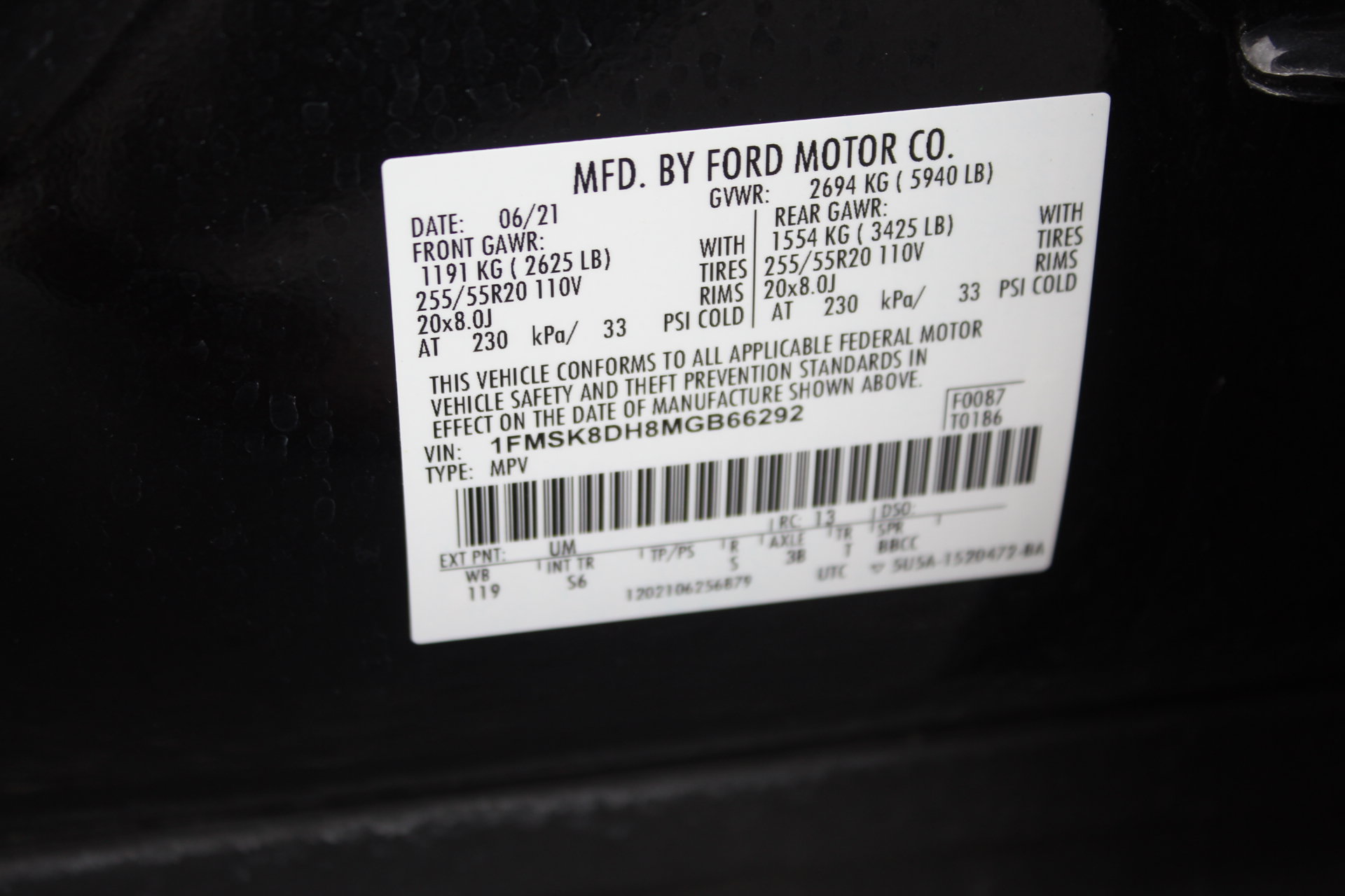 Used 2021 Ford Explorer XLT w/ Equipment Group 202A AWD/4WD image 38