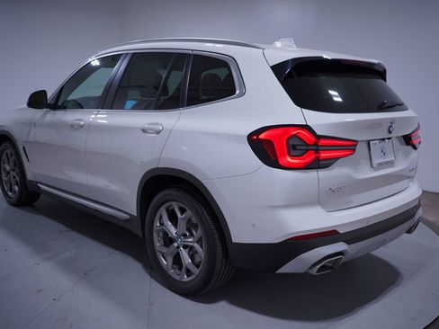 Used 2024 BMW X3 sDrive30i w/ Convenience Package RWD image 3