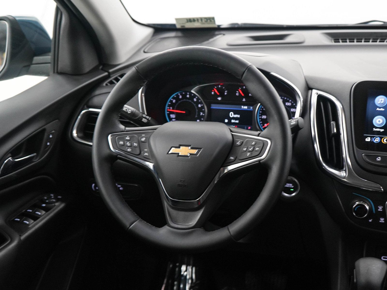 Used 2024 Chevrolet Equinox LT AWD/4WD image 14