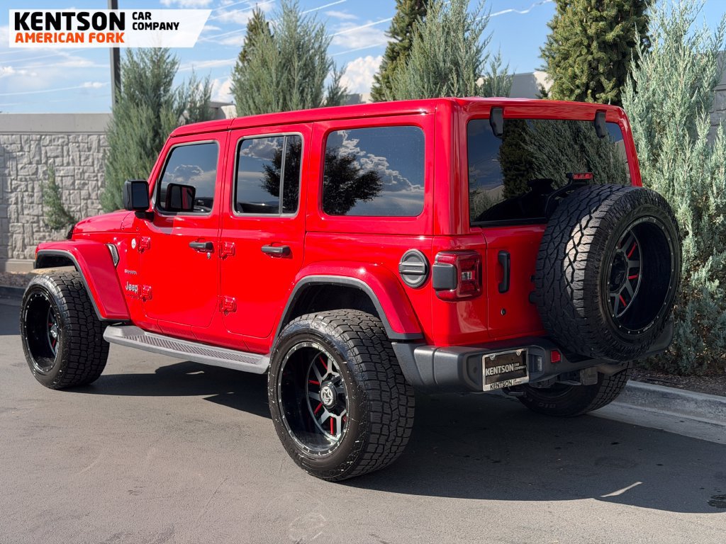 Used 2018 Jeep Wrangler Unlimited Sahara AWD/4WD image 5