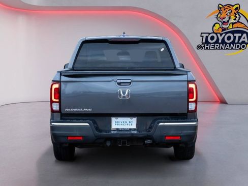 Used 2018 Honda Ridgeline RTL-T image 6