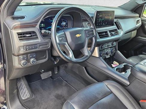 Used 2024 Chevrolet Suburban LT AWD/4WD image 9