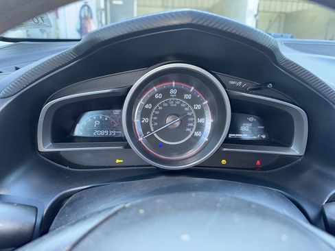 Used 2016 MAZDA MAZDA3 i Sport image 11