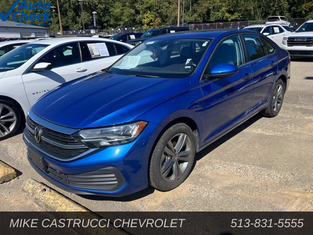 Used 2024 Volkswagen Jetta SE FWD image 1