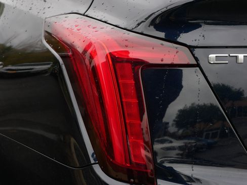 Used 2021 Cadillac CT5 Premium Luxury image 17