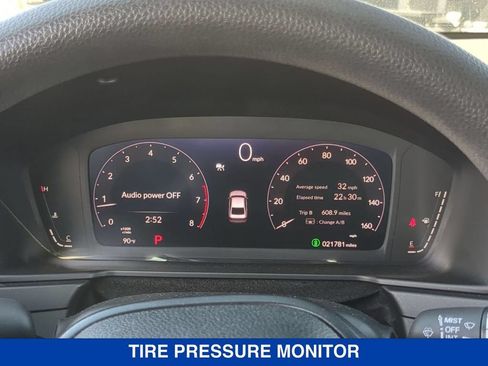 Used 2024 Honda Accord EX image 12