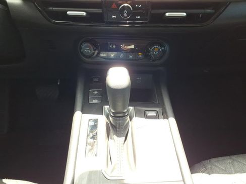 Used 2026 Nissan Kicks SV FWD image 11