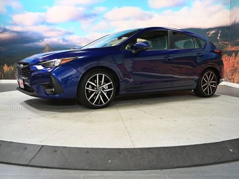 Used 2025 Subaru Impreza 2.0i Sport image 4