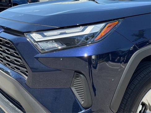 Used 2025 Toyota RAV4 XLE w/ Convenience Package FWD image 14