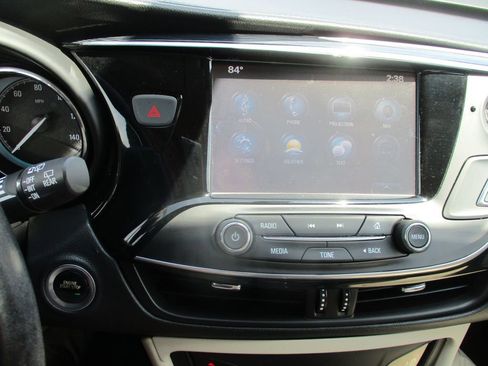 Certified 2017 Buick Envision Essence FWD image 24