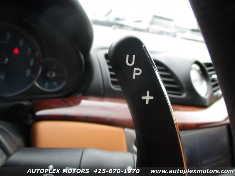 Used 2011 Maserati GranTurismo Convertible RWD image 24